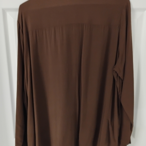 Elegant Brown Women's Top - Picture 3 of 4